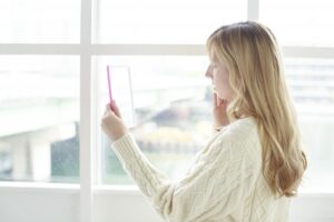 ずっと綺麗でいるためにすぐ実践！顔の老化原因には3つの方法で対策を！