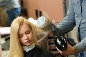 サラサラな髪になりたい！たった１０の改善で美しいヘアへ！