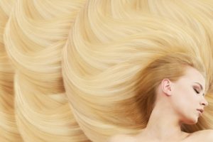 サラサラな髪になりたい！たった１０の改善で美しいヘアへ！