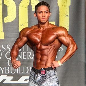 【小池友仁さんのダイエットレシピ】簡単で安い！鶏むねハンバーグの作り方