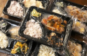 【実食レポ】自炊が苦手な人に！B-kitchen(ビーキッチン)の宅配冷凍弁当がおすすめ！